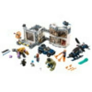 LEGO Marvel Avengers Compound Battle 76131 Building Set (699 pieces)