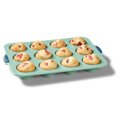 thumbnail image 1 of Moule à muffins 12 tasses Starfrit, 1 of 8