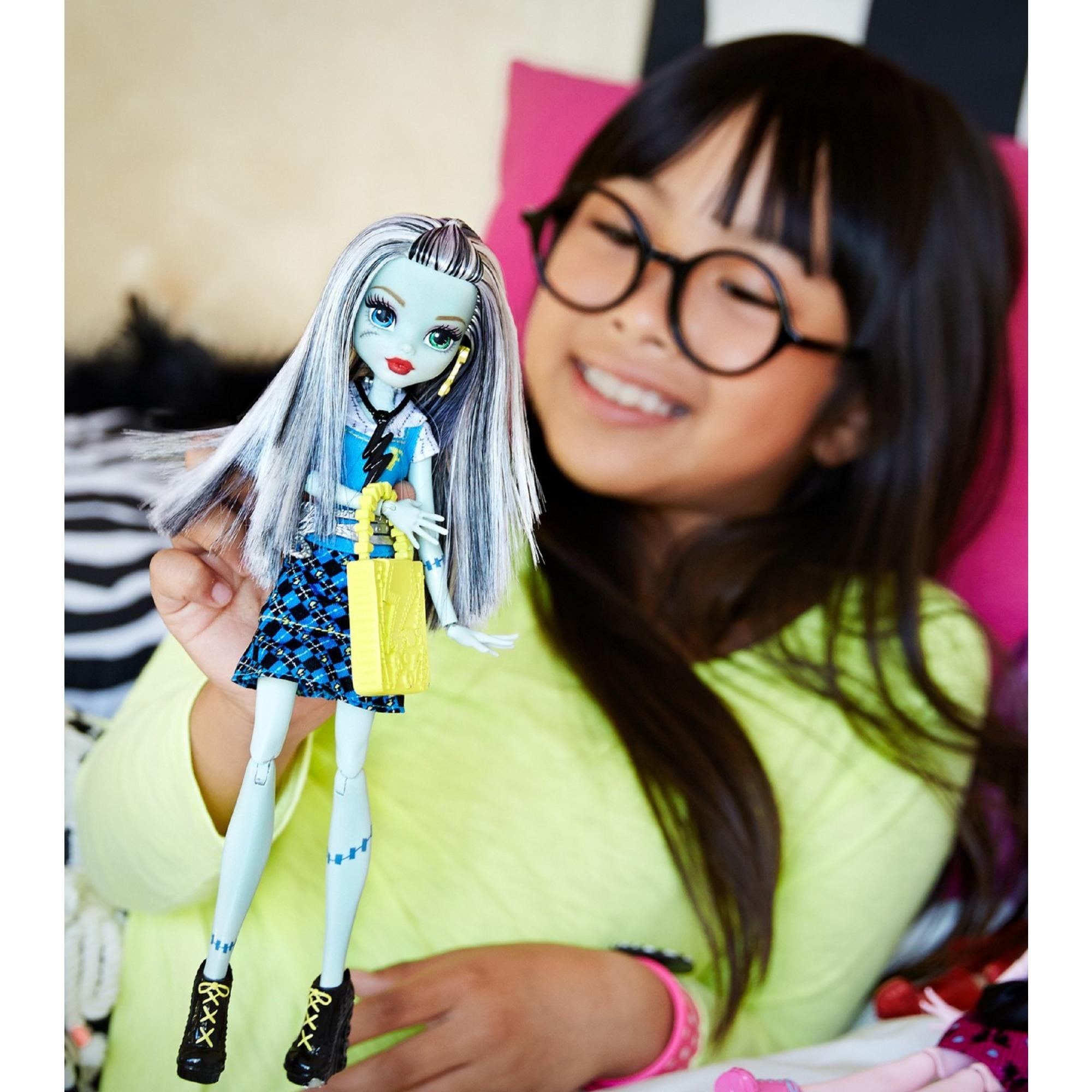 Monster High Power Ghouls Voltageous Frankie Stein Doll 2013
