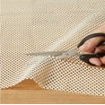 thumbnail image 4 of Base Antideslizante para Alfombra Amazon Basics Recortable 203x254 cm, 4 of 5