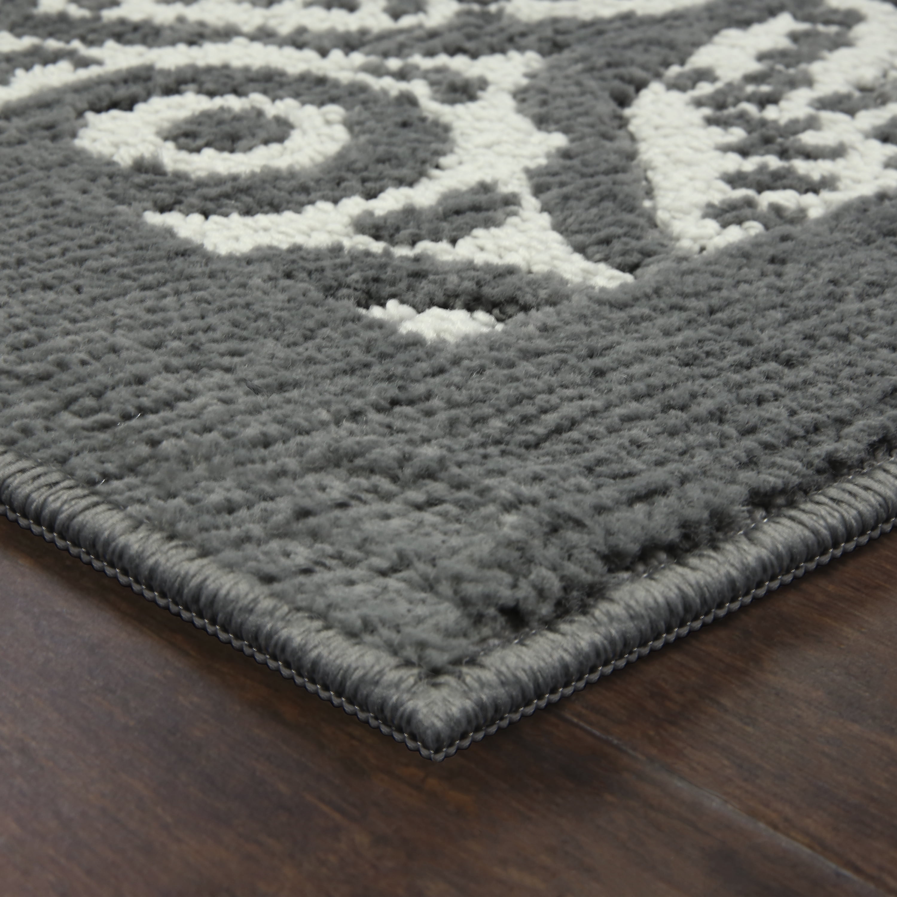 Better Homes And Gardens Blooming Quatrefoil Area Rug Or Runner