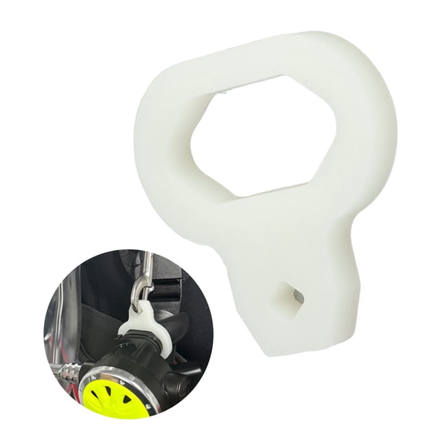 Diving Regulator Clip Circle, Glowing Diving Gear Clip Diving Equipment Accessory for Hanging Second Stage Regulator