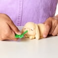 thumbnail image 4 of Miniaturas Mama Surprise de Toy Little Live Pets con conejito y bebés Little Live Pets NA, 4 of 7