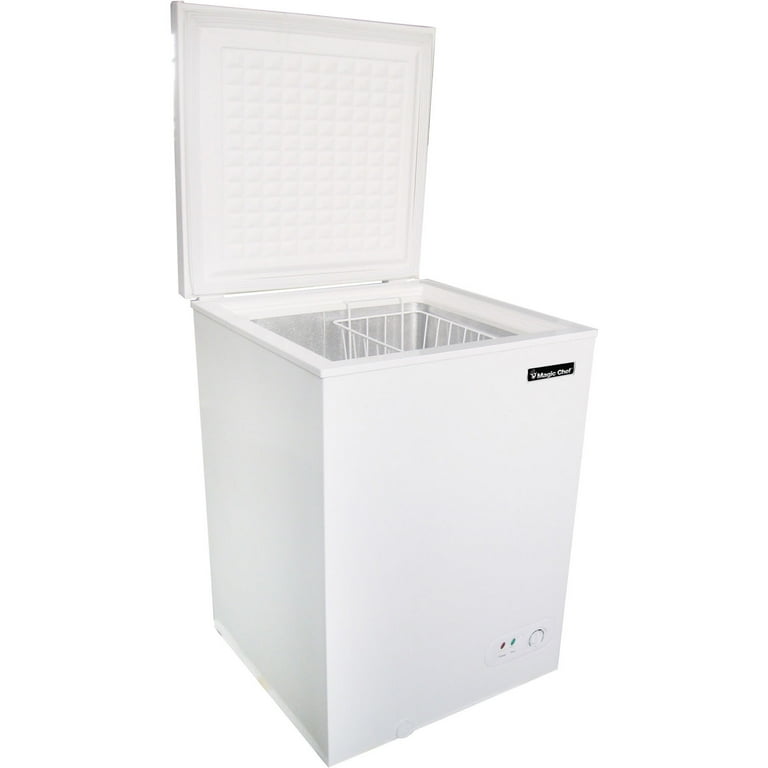 Black + Decker 3.5 Cubic-foot Chest Freezer, White BCFK35W