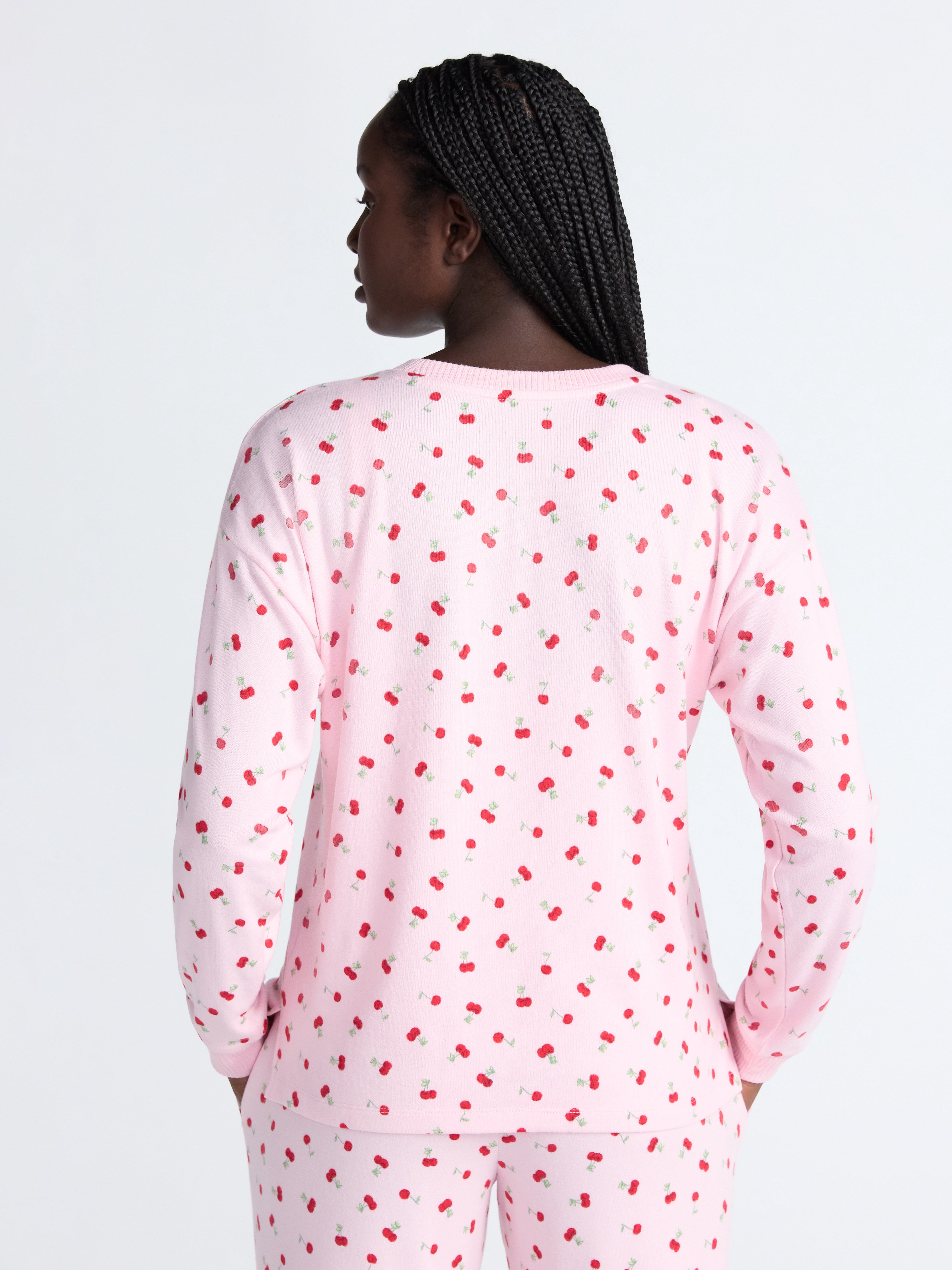 Joyspun Women's Cozy Lounge Collection Hacci Knit Sleep Top with Long Sleeves, Sizes XS-3X