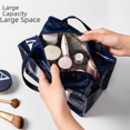 thumbnail image 2 of Bolsa de almacenamiento de cosméticos de viaje, bolsa de lavado impermeable de PU, linda bolsa de cosméticos para mujer, bolsa de almuerzo de gran capacidad, bolso de mano, 2 of 6