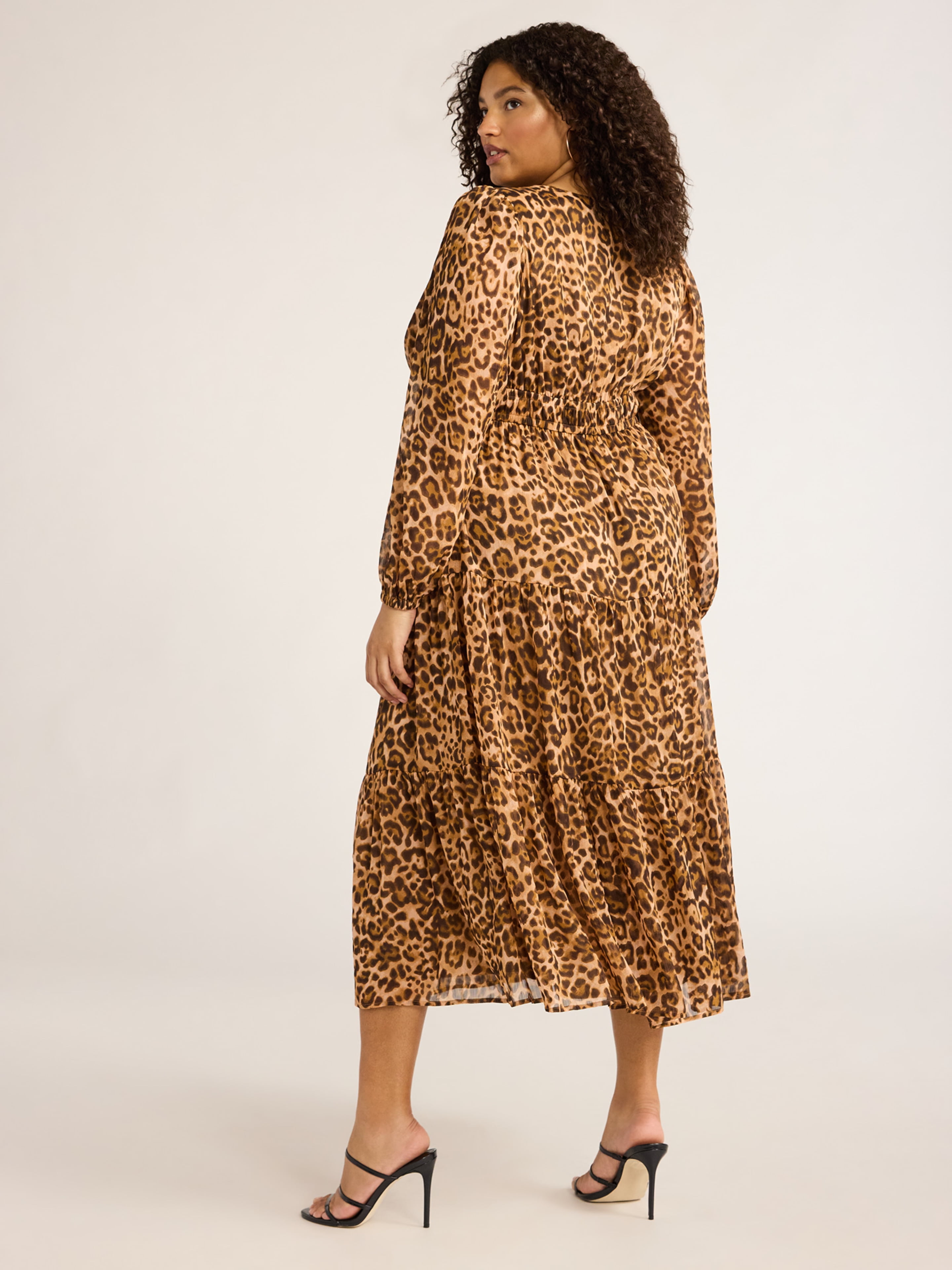 sofia jeans women's cutout maxi dress with long sleeves Sofia Jeans women's Cutout Maxi Dress - Long Sleeve