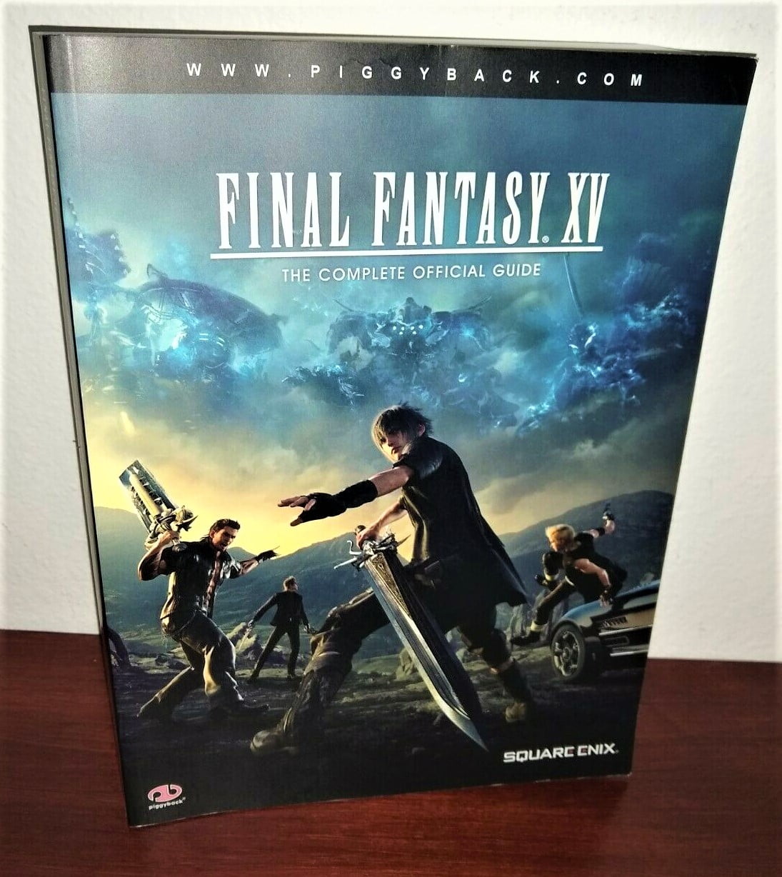 Pre-Owned Final Fantasy XV Official Strategy Guide Piggyback PS4 Playstation 4 Xbox One