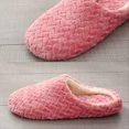 thumbnail image 3 of Chaussons Moelleux pour Femmes Doux et Confortables pour un Confort Maximal!, 3 of 7