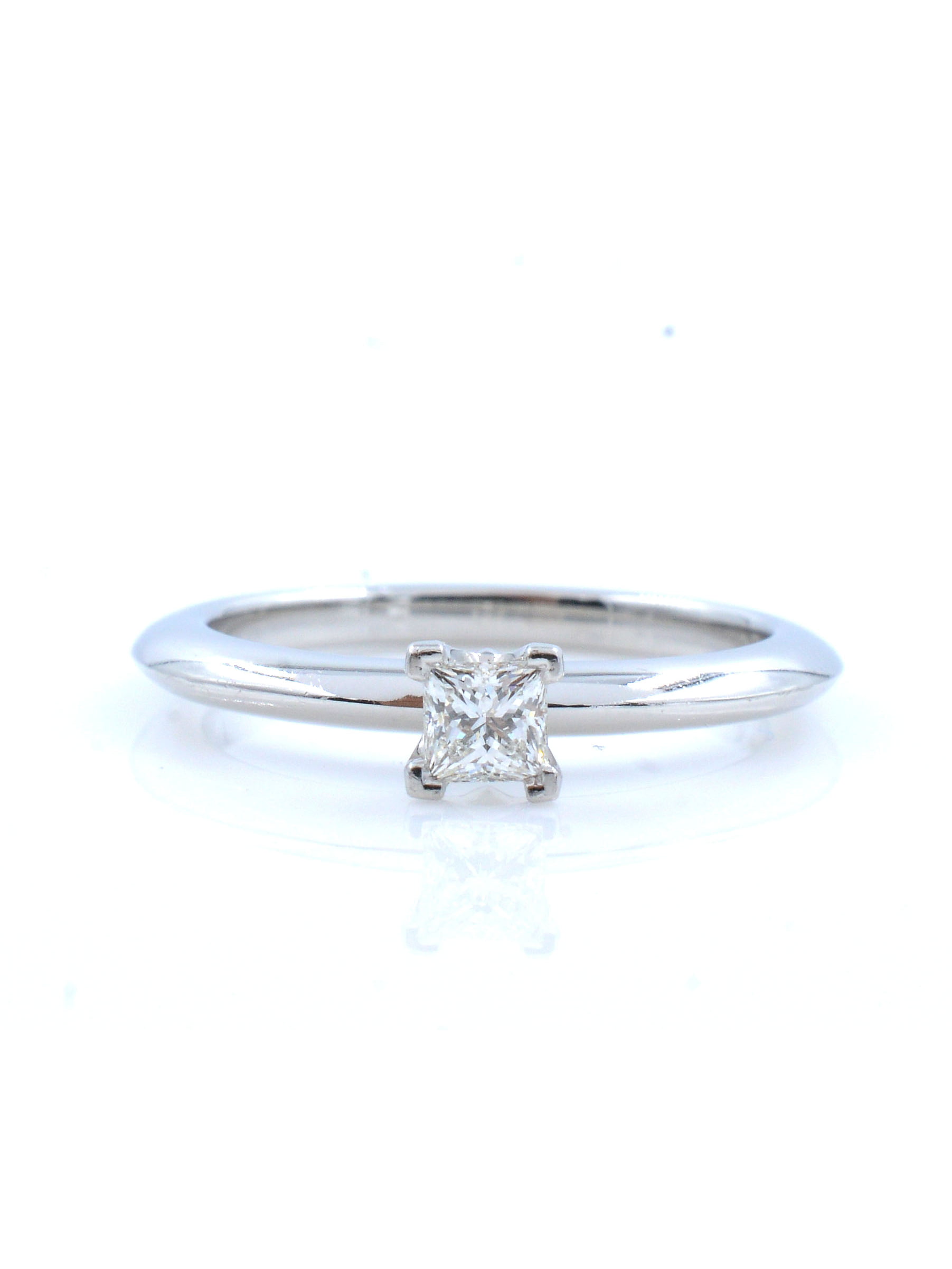 Tiffany & Co Platinum Princess Cut Diamond  Solitaire Engagement Ring 0.10cttw