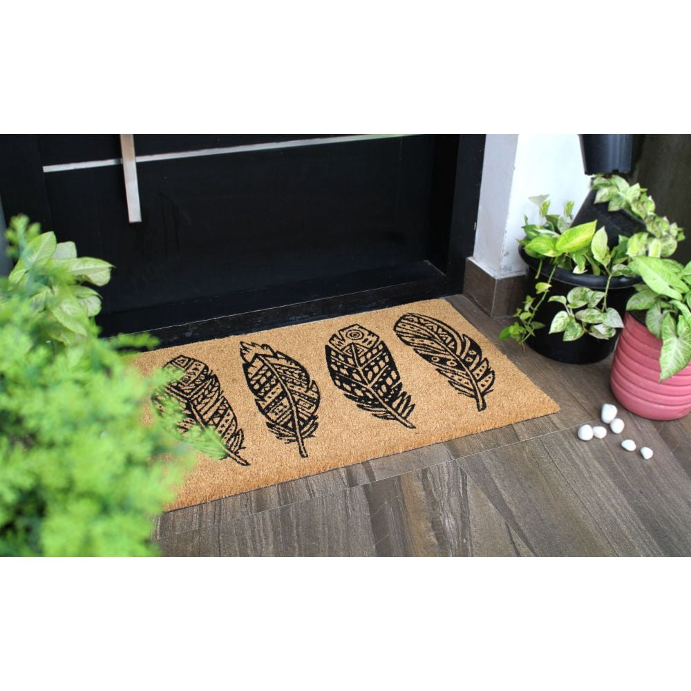 Rugsmith Machine Tufted Four Feathers Indoor And Outdoor Coir Doormat, 18" X 30"