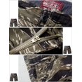 thumbnail image 3 of Pantalones cortos cargo a juego con camuflaje #3204 para hombre, camuflaje negro, talla 29, 3 of 4