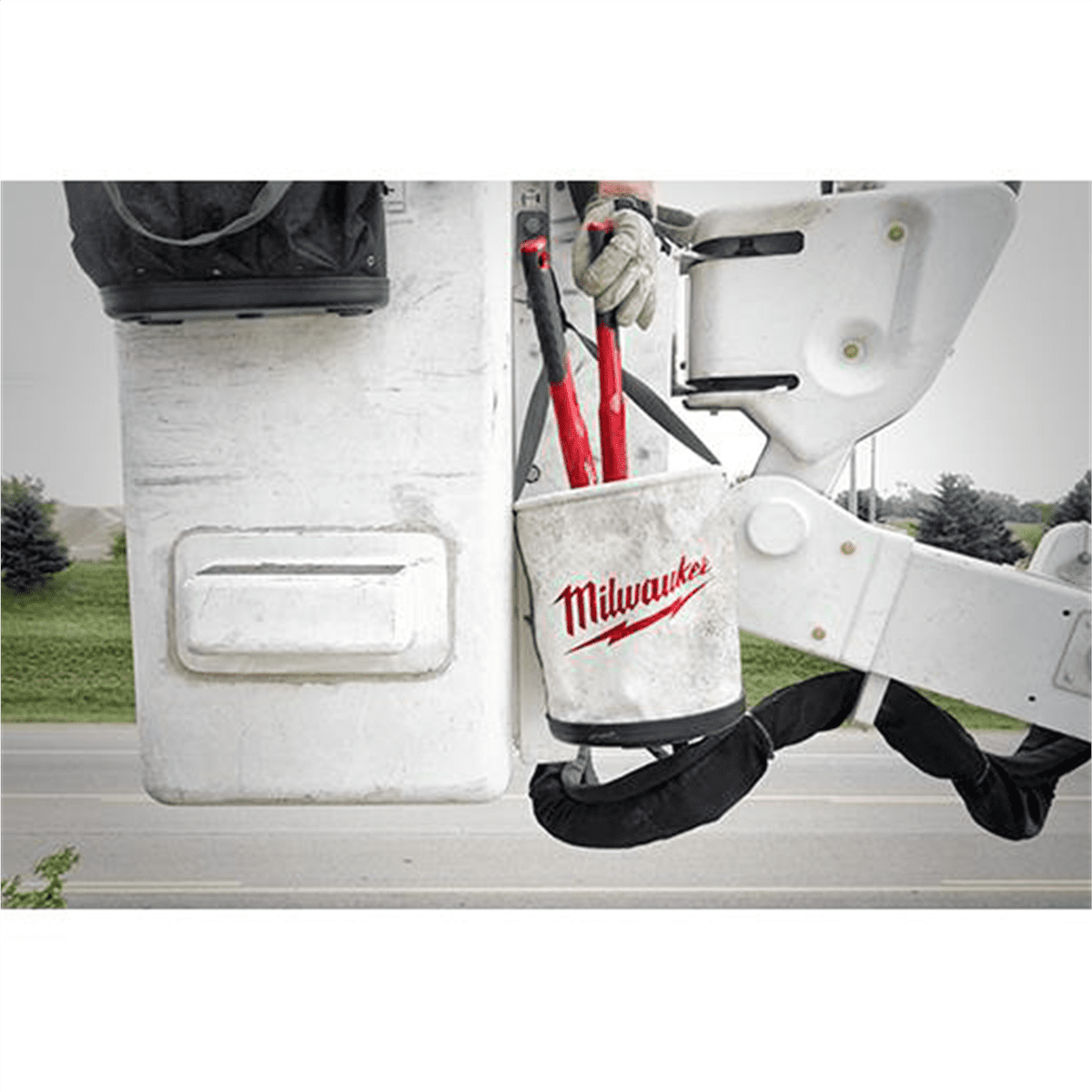 Milwaukee Tool Canvas Utility Bucket