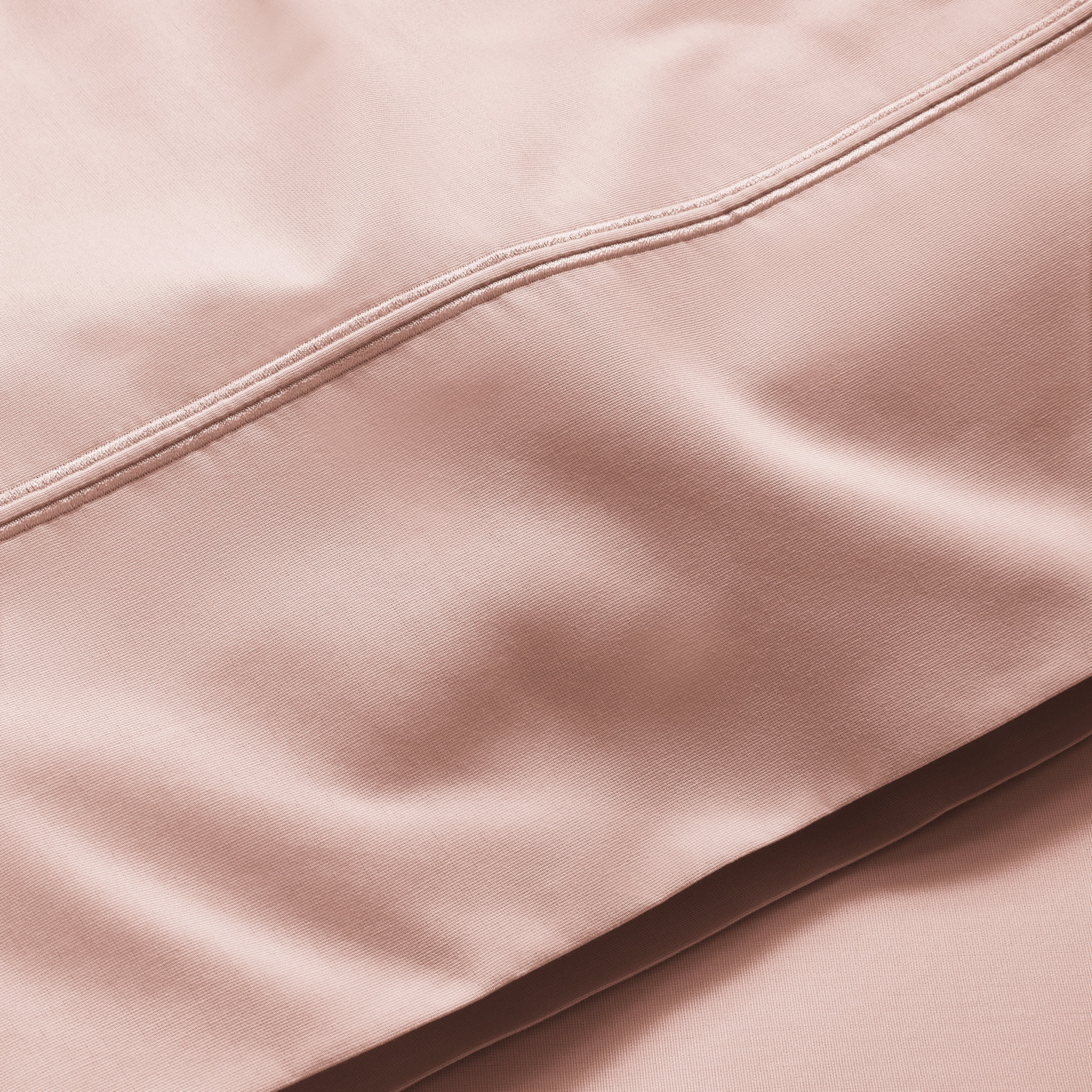 Hotel Style 300 Thread Count Pink Pillowcase with Pink Hem, Standard/Queen, 2 Count , Adult / Teen
