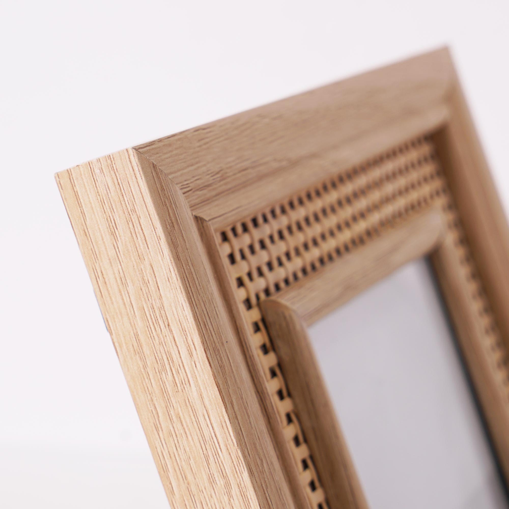 4×6 Woven Rattan Picture Frame
