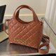 thumbnail image 1 of Bolso acolchado para mujer Correa ajustable Diamond Lattice Bolso diario para niñas (marrón oscuro), 1 of 3