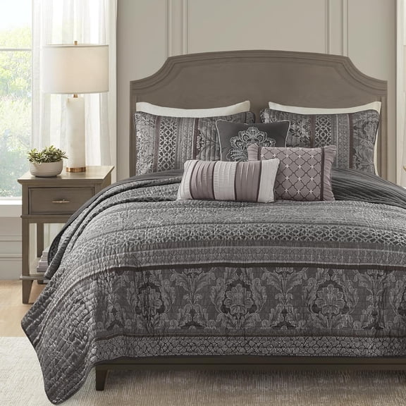 Madison Park Full/Queen Size 6 Piece Jacquard Quilt Set with Throw Pillows ,Reversible Bed Cover for All Seasons,Grey