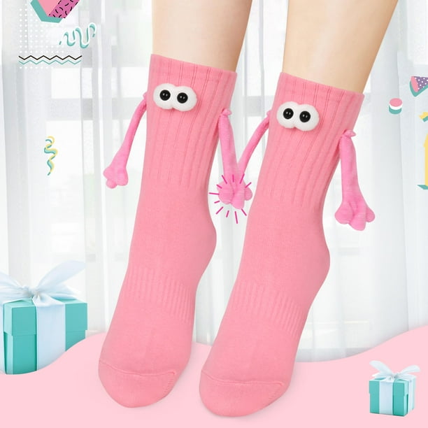 LUXERAD Magnetic Holding Hands Socks – Novelty Fun Couple Gift, Unisex 4 Pairs