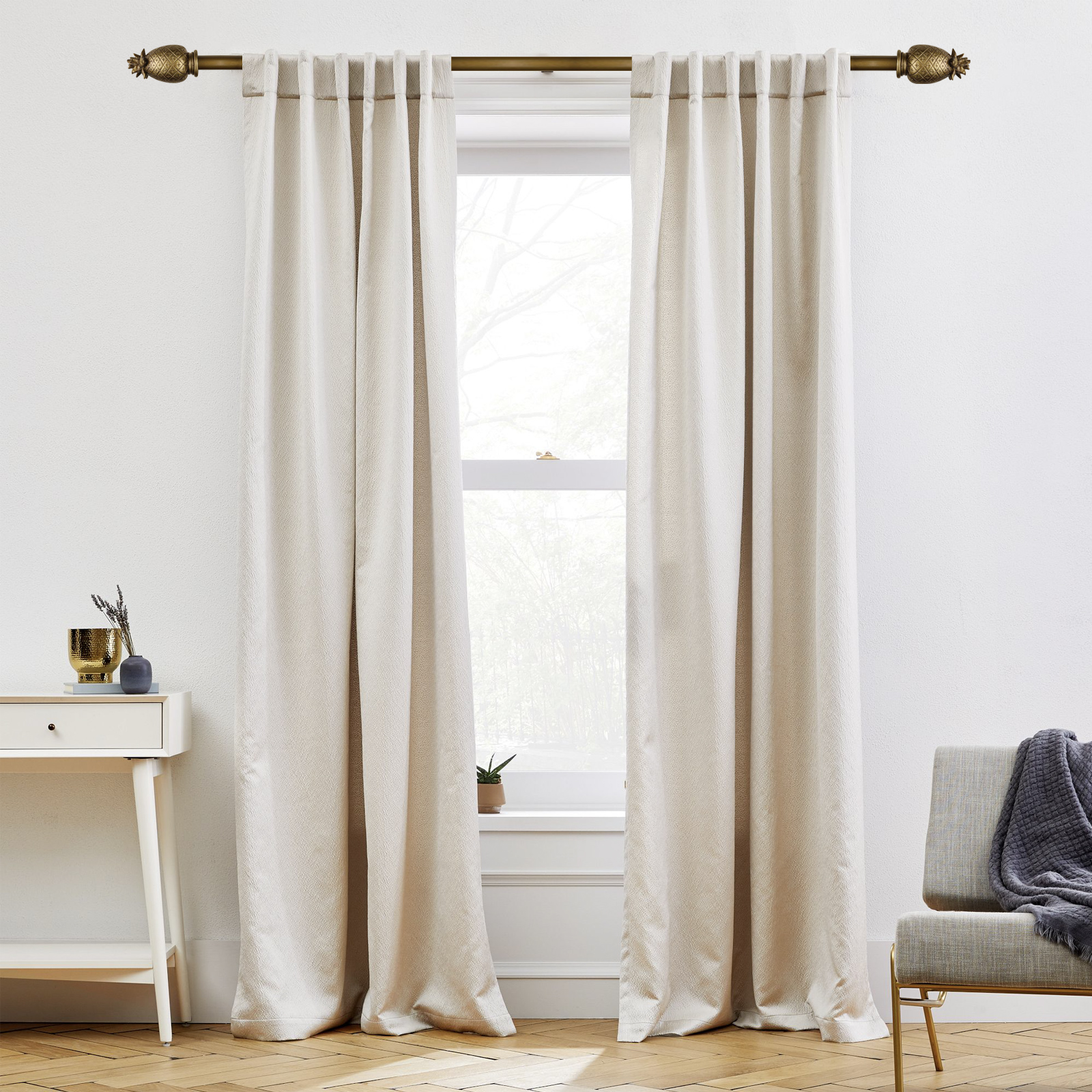 Urbanest Pineapple Single Curtain Rod and Hardware Set