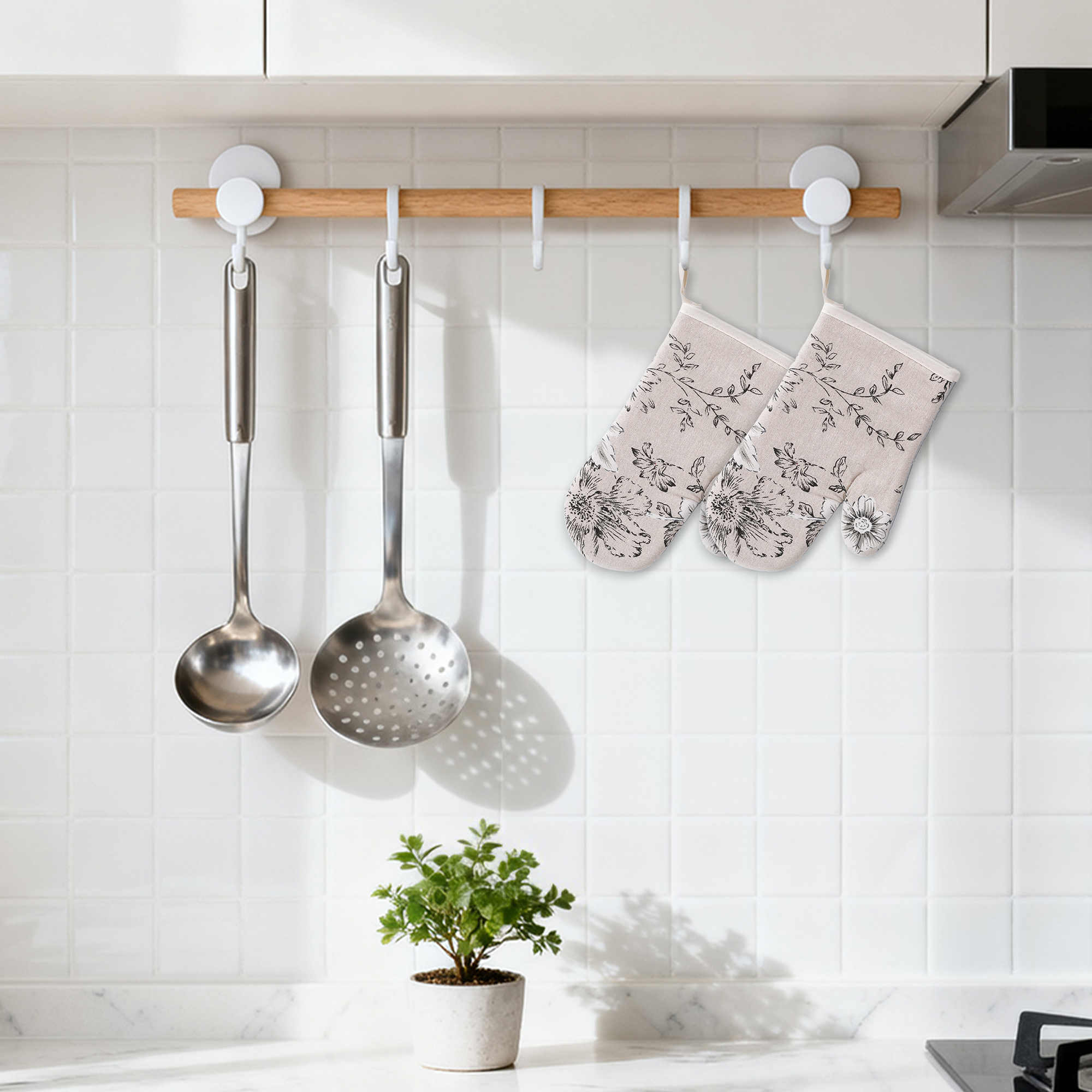 Unique Bargains Oven Mitts Pot Holder Heat Resistant Kitchen Gloves White 10x6.5inch