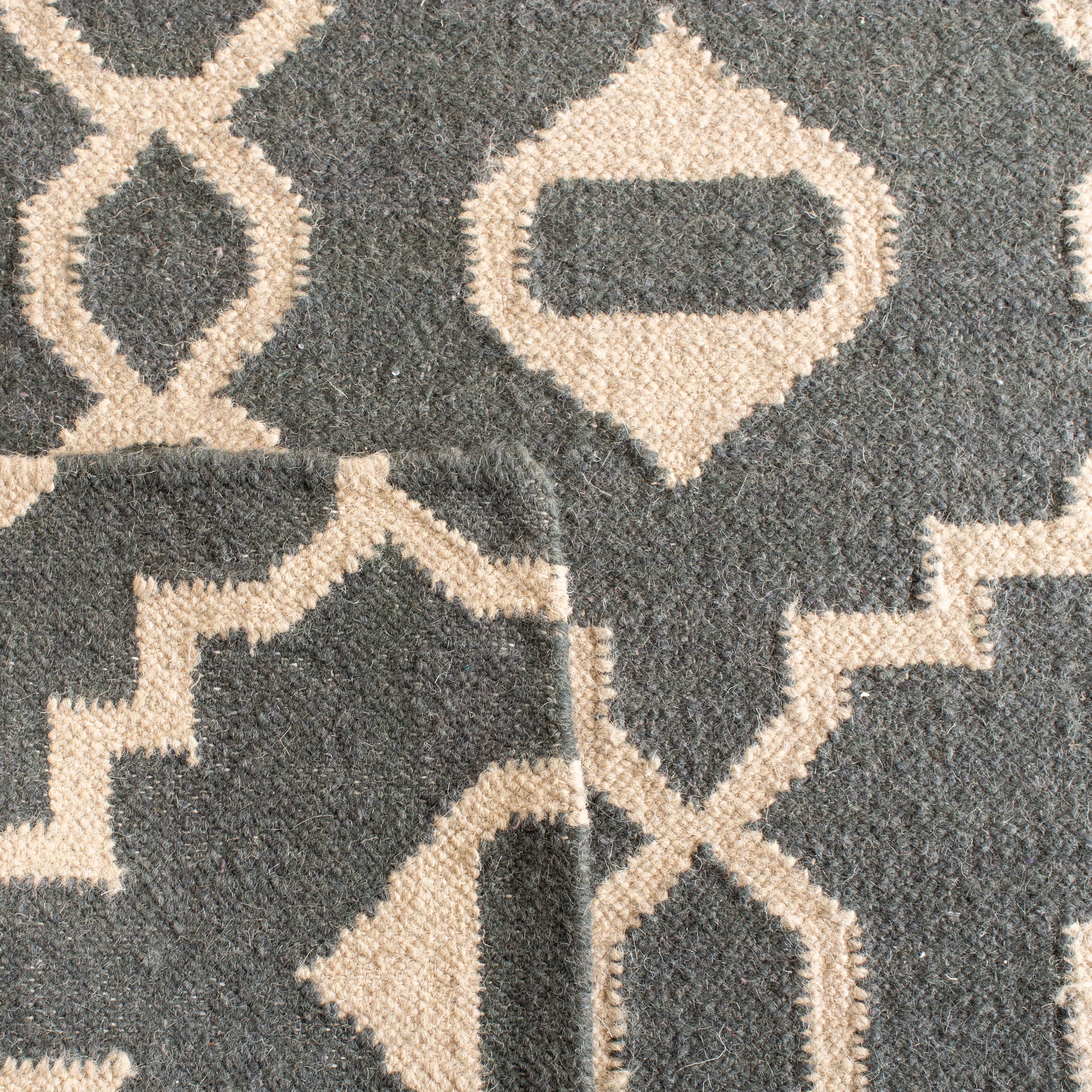 Safavieh Dhurries Guliana Geometric Wool Area Rug, Charcoal/Ivory, 6' x 6' Square
