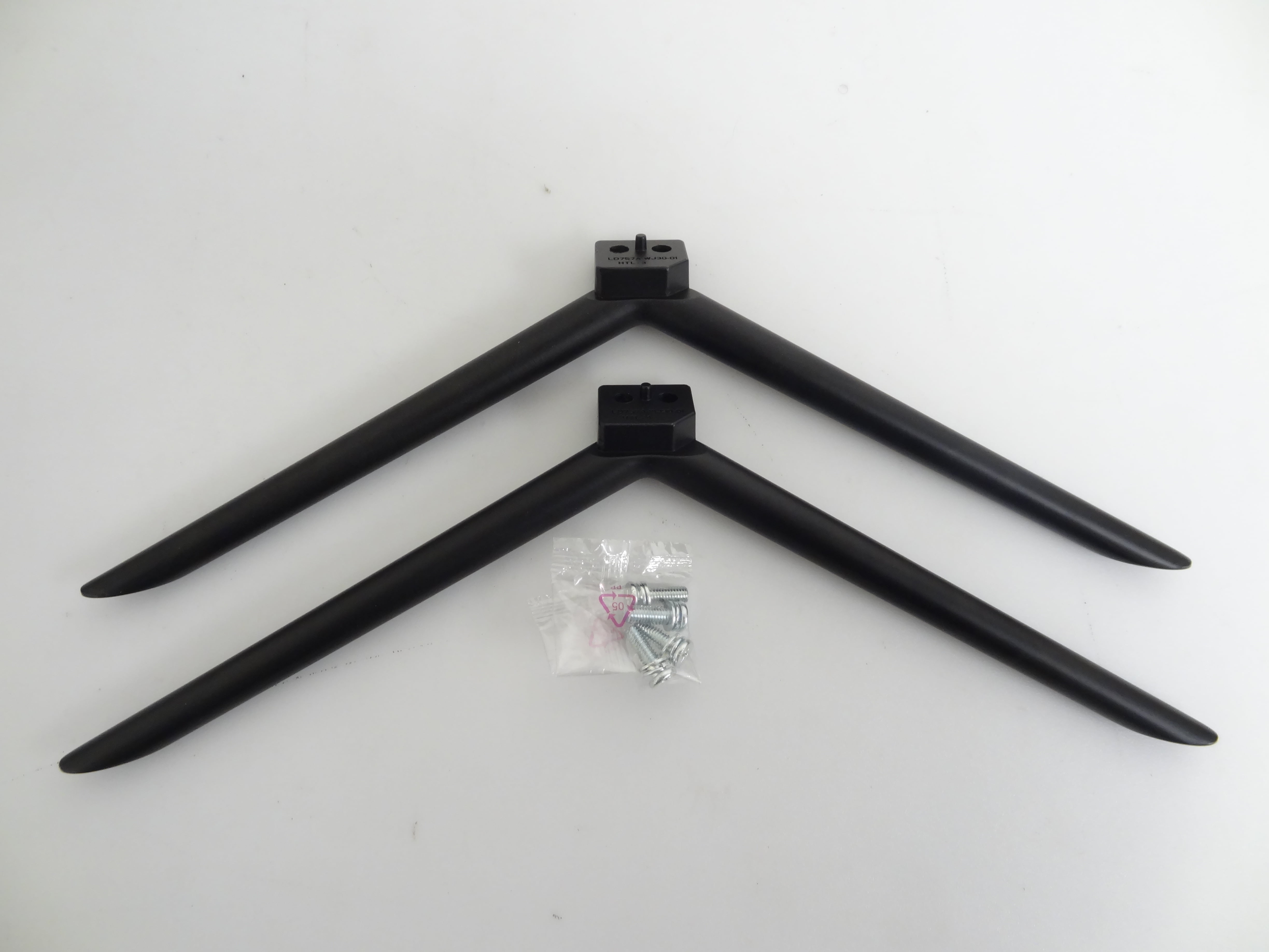 ONN 100044717 Stand Legs W/Screws NEW