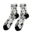 thumbnail image 2 of Otoño e invierno retro College Wind Girl Socks tubo medio calcetines largos (3 pares), 2 of 5
