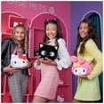 thumbnail image 2 of Bolso interactivo de juguete y bandolera para mascotas Hello Kitty, 2 of 9