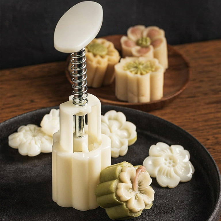 Clearance Moon Cake Mould Round Flower Shape Mooncake Mold Set Mid Autumn Festival DIY Moon Cake Mould
