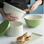 Mason Cash | S12 Fox Embossed Mixing Bowl - 4.25 Quart