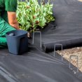 thumbnail image 3 of Paquete de 100 estacas de jardín de 7,8 pulgadas, grapas de paisaje galvanizadas, alfileres de césped resistentes para tela de barrera de malezas, cubierta de suelo, tubería de riego, 3 of 5