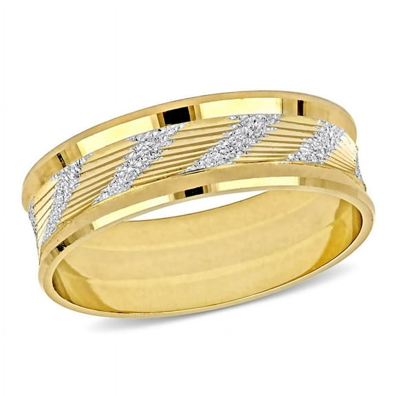 AMOUR Men's 6mm Ribbed and Striped Curved Wedding Band In 14K Yellow Gold