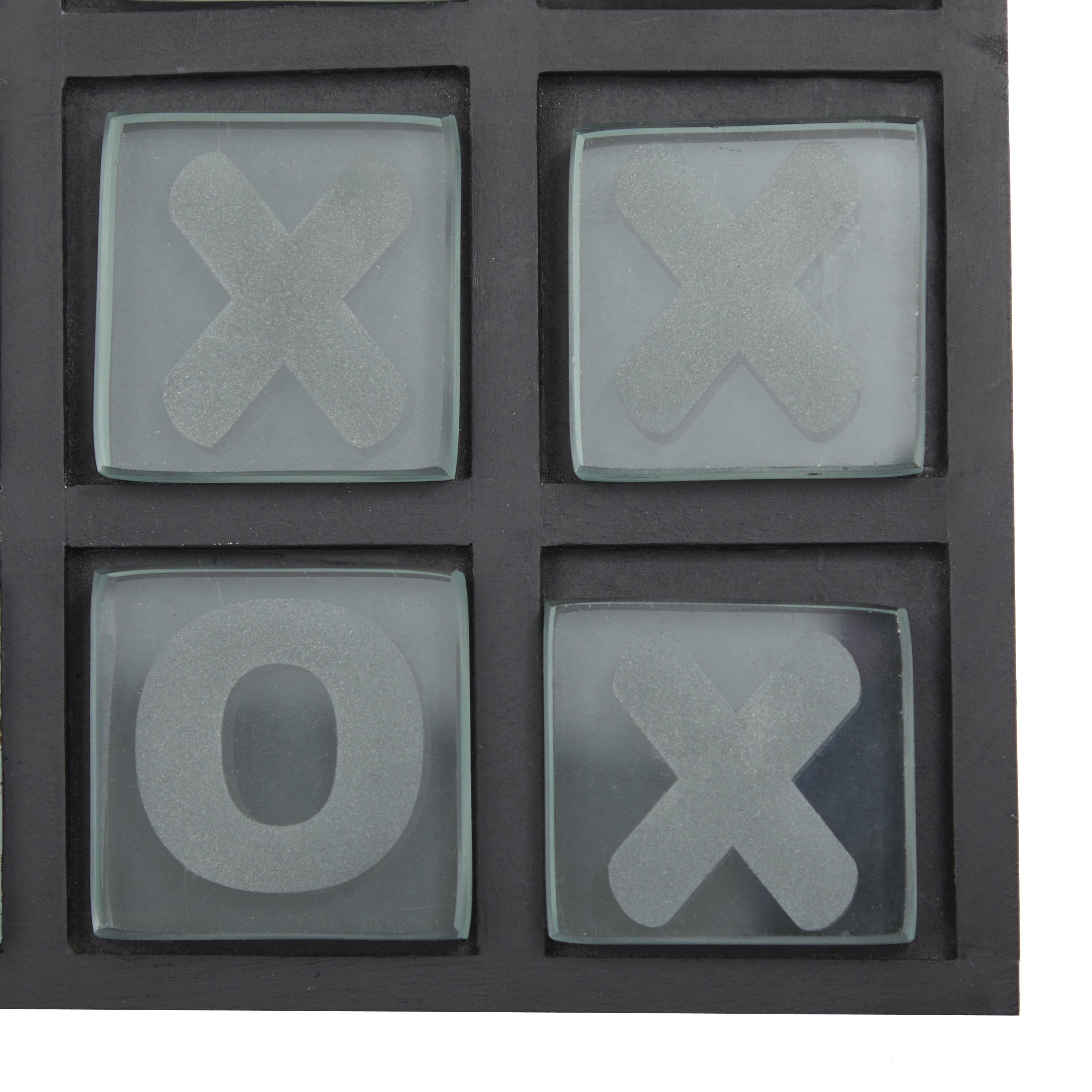 DecMode 8" x 1" Black Wood Tic Tac Toe Game Set, 1-Piece