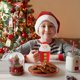thumbnail image 4 of Taza de cerámica de Papá Noel, 4 of 4