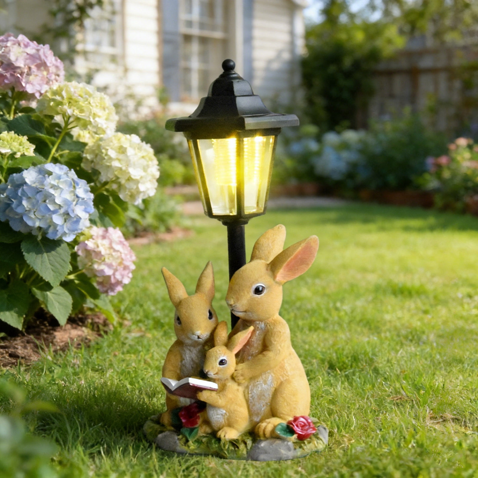 Solar Rooster Garden Light Outdoor Decor,Chicken Hen Couple Figurines Decorations with Lantern Resin Statue for Patio Yard Lawn Walkway Ornaments Mother's Day Birthday Gift For Mom