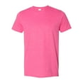 thumbnail image 1 of Gildan T-Shirt Style Doux pour Hommes en Coton, 1 of 1