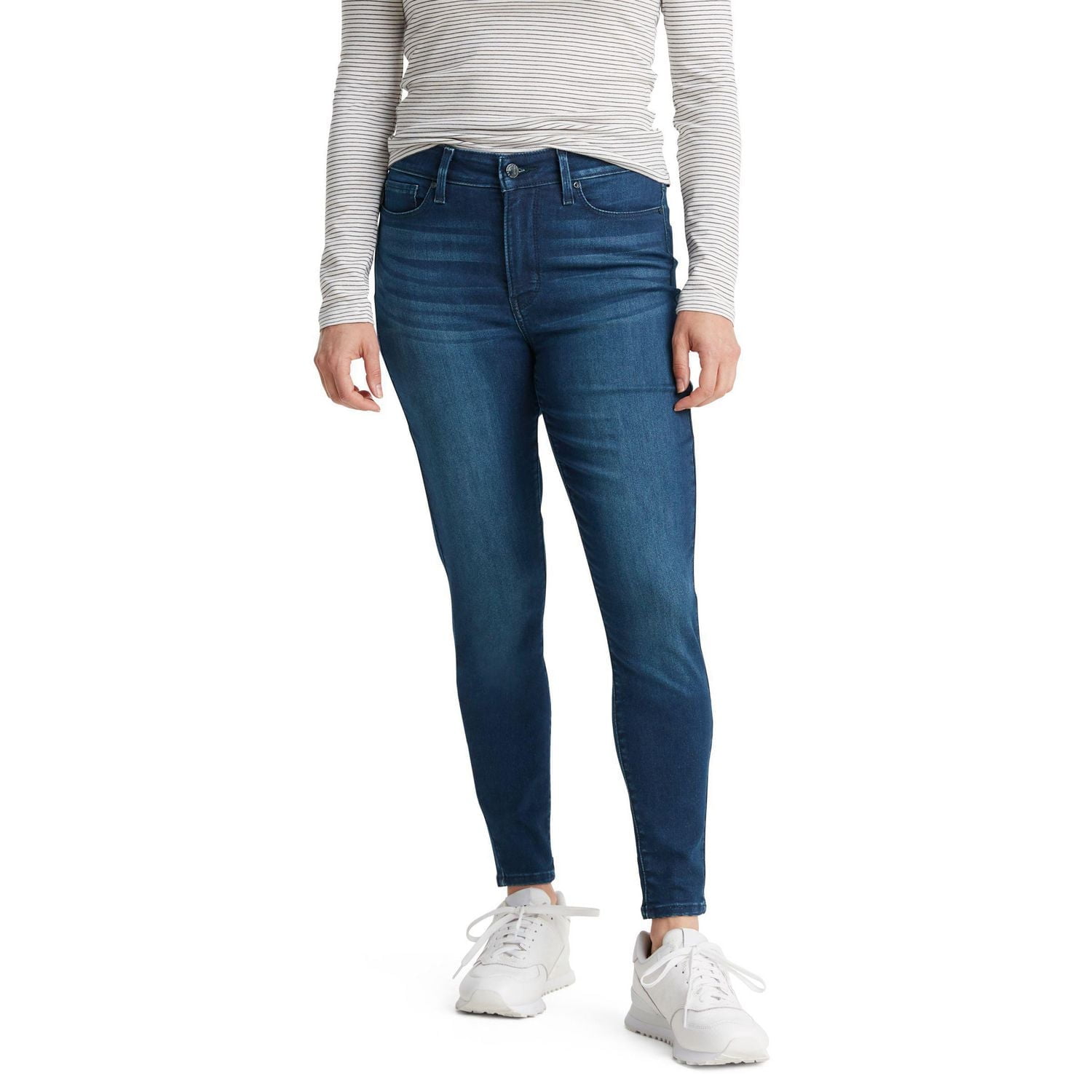 Levi Strauss Signature.™ Women's Shaping High Rise Super Skinny Jeans, Available sizes: 4