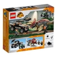 thumbnail image 3 of Set LEGO Jurassic World Emboscada en Camioneta del Triceratops 76950, 3 of 4