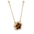 thumbnail image 1 of Collar con dije de trebol ojo de tigre amarillo chapa de oro 18k, 1 of 5