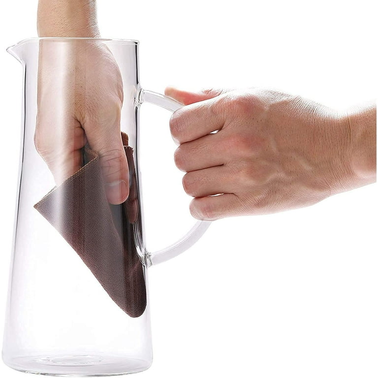  Glass Pitcher with Lid, 34 Oz Heat Resistant Glass Water Carafe  with Handle for Fridge, Small Pitcher for Iced Tea, Milk, Hot and Cold  Beverage, Glass Juice Jug 1000ML/34oz : Home