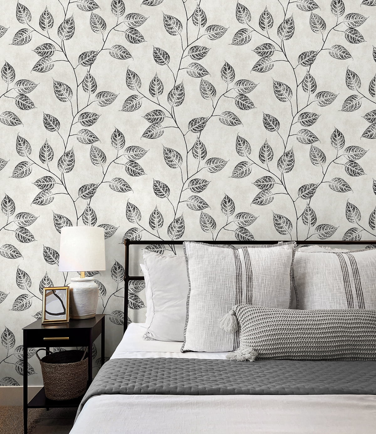NextWall Contrast Leaf Silhouette Peel and Stick Wallpaper - 20.9 in. W x 18 ft. L Roll