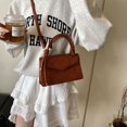 thumbnail image 4 of Este año están de moda los bolsos para mujer 2025, nuevos modelos de alta calidad, pequeños y exclusivos, bolsos de sobaco para la primavera, casuales y versátiles, bolsos cruzados para mujer., 4 of 10