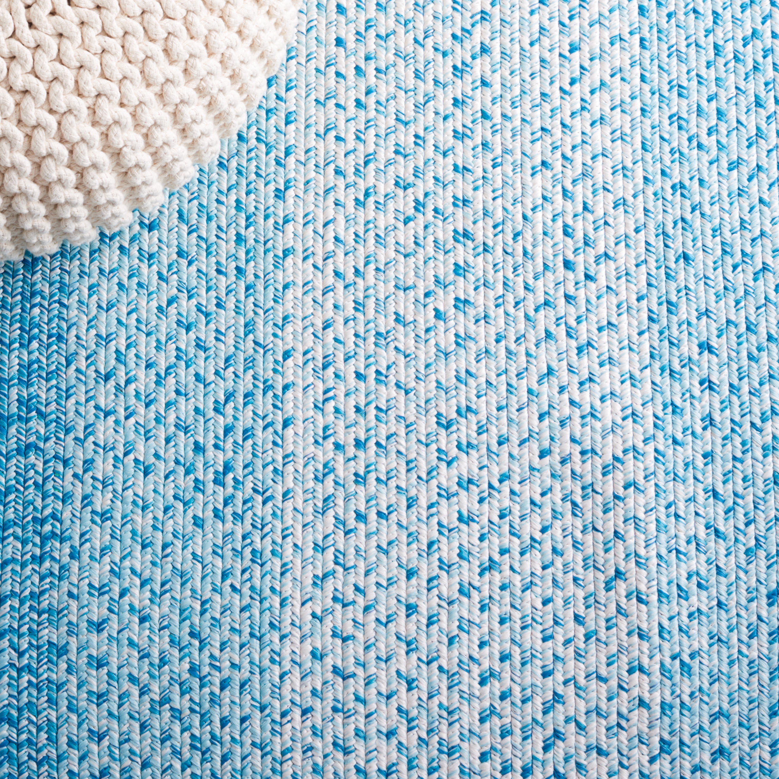 SAFAVIEH Braided Evangeline Bordered Machine Washable Reversible Area Rug, Aqua, 6' x 9' Oval