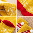 thumbnail image 3 of Chaussettes Chaudes à Rayures Duveteuses pour Femmes Chaussettes à Rayures pour Animaux pour Noël, 3 of 10