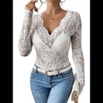 thumbnail image 2 of Blusa de Larga con Cuello Redondo y Encaje de con Bordado Floral para Mujer XL, 2 of 9