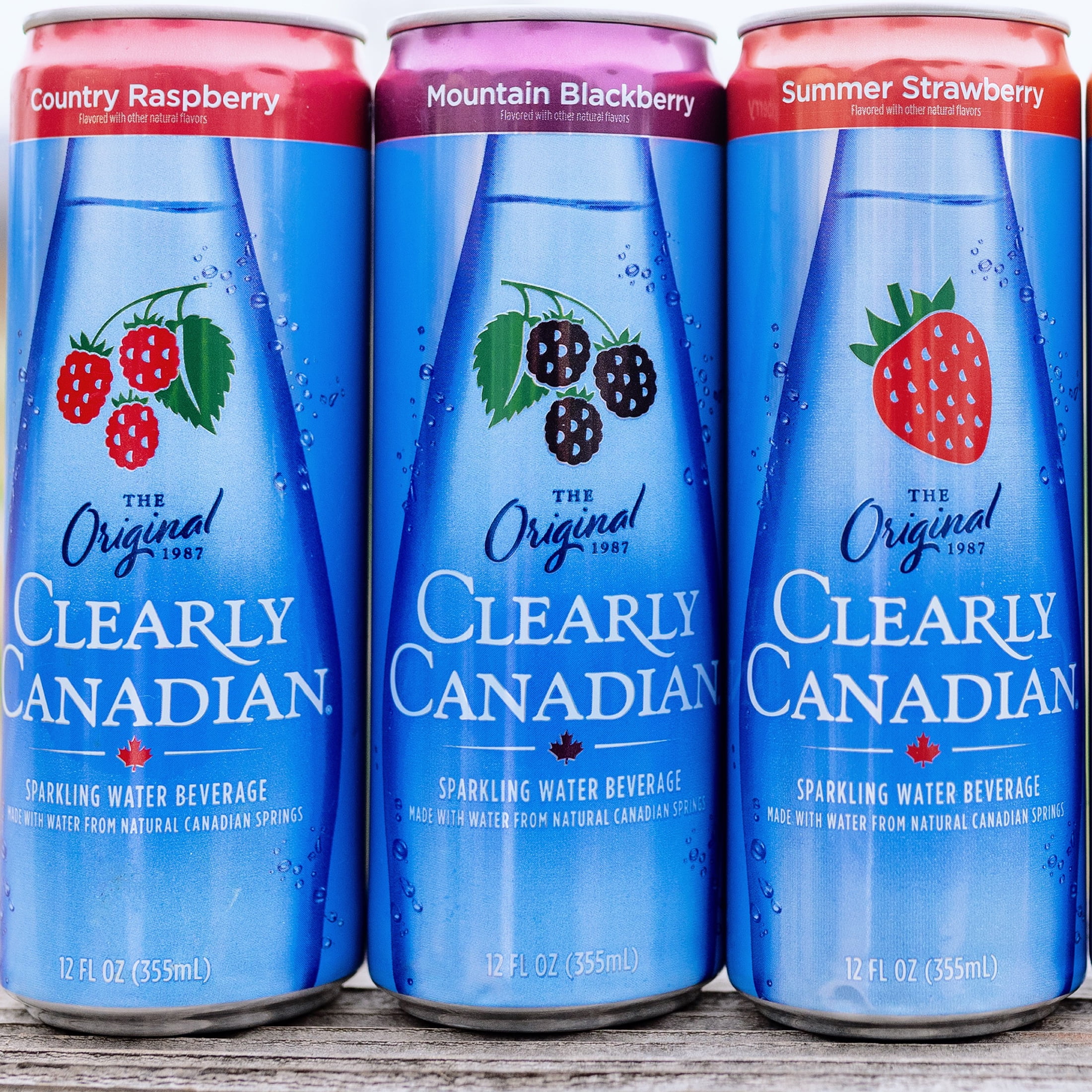 Clearly Canadian Mountain Blackberry Sparkling water, 24-Pack, 12 oz Cans