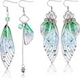 thumbnail image 1 of Pendientes de alas de mariposa Yashi 14 quilates 1 par de pendientes asimétricos con forma de corazón de HADAS, 1 of 5