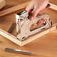 thumbnail image 3 of Kit de grapadoras Arrow T55BL, manual de uso pesado con 3750 grapas, 3 of 8