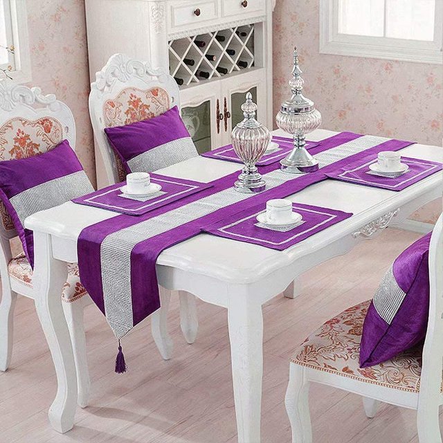 Chemin de Table de Mariage à Sequins avec Bande Diamantée et Pompons, Violet, 13 Pouces x 72 Pouces