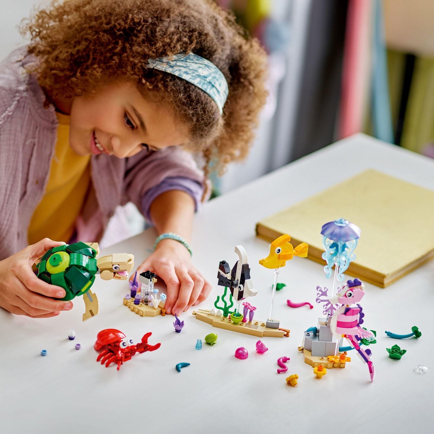 LEGO Creator 3 in 1 Sea Animals Toys Building Set for Kids, Transforms from Turtle to Fish Figures to Octopus and Squid Models, Birthday Gift Idea for Boys and Girls Ages 8 Years Old and Up, 31158, Includes 421 Pieces, Ages 8+